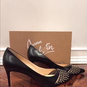 Christian Louboutin Black w silver spike Size 35.5